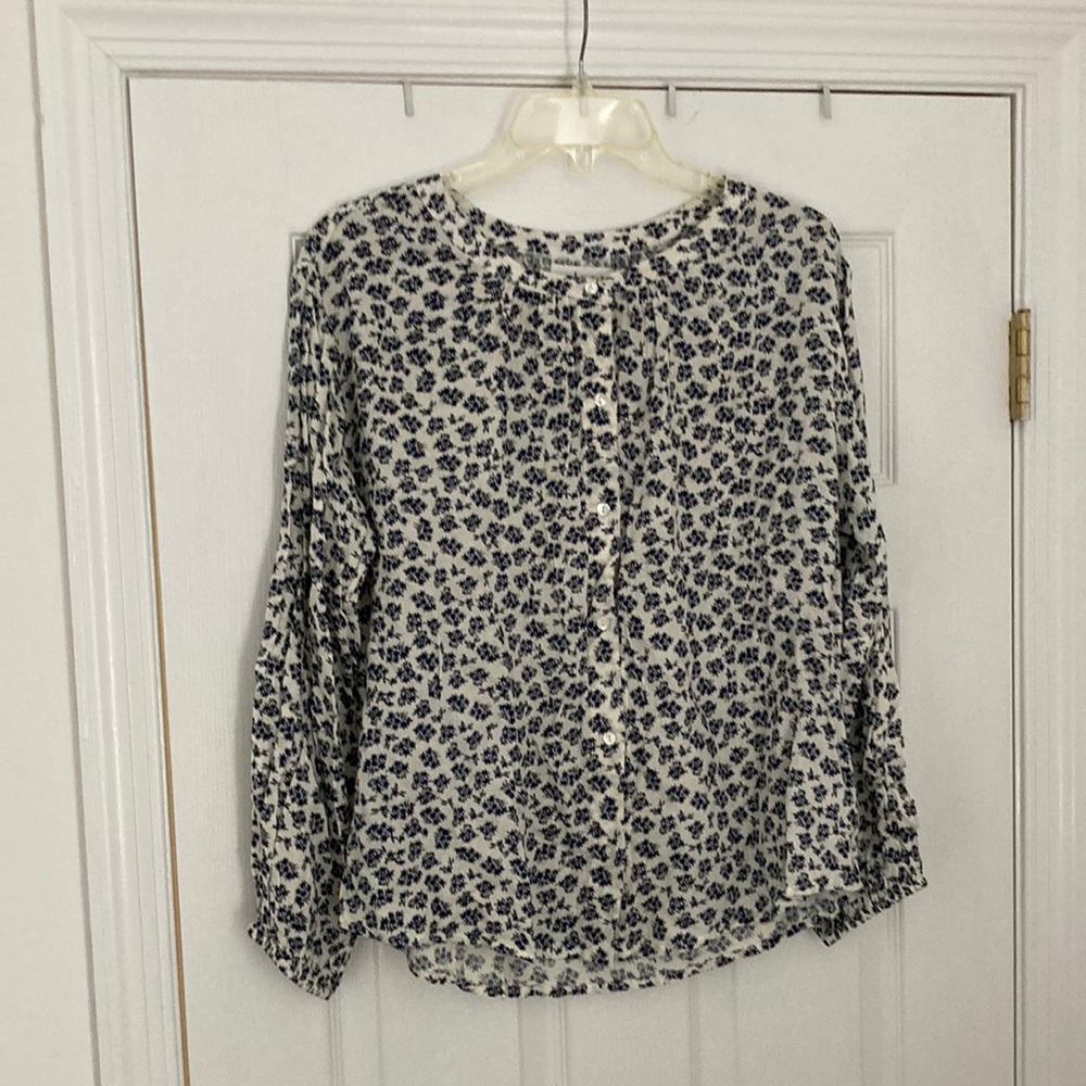 Brand new, without tags